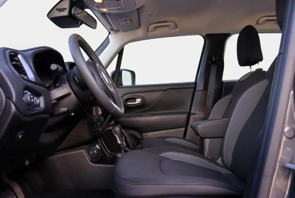 Jeep Renegade 4xe PHEV Plug-in hybrid Limited uit 2023, foto 11
