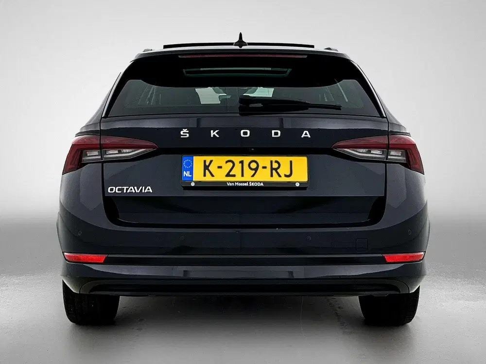 Skoda Octavia 1.0 TSI Business Edition Plus uit 2021, foto 3