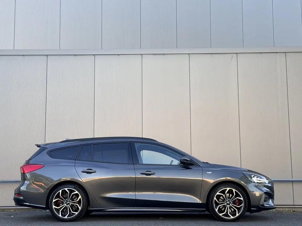 Ford Focus 1.5 ST Line uit 2020, foto 4