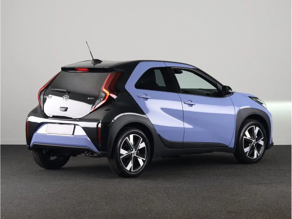 Toyota Aygo X Hybrid 115 pulse *NIEUW* (bj 2026 uit 2026, foto 2