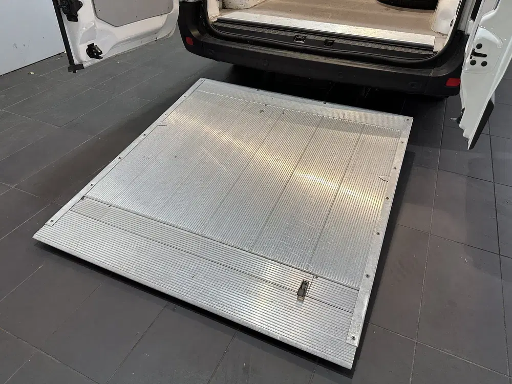 Opel Movano 2.3 Turbo L2H2 uit 2020, foto 11