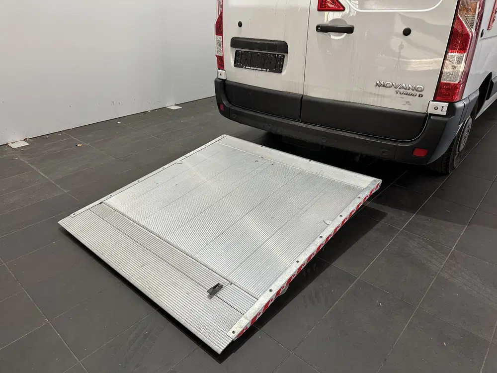 Opel Movano 2.3 Turbo L2H2 uit 2020, foto 3
