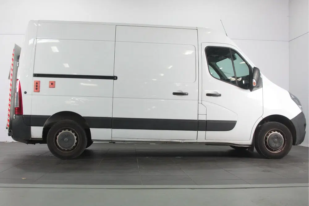 Opel Movano 2.3 Turbo L2H2 uit 2020, foto 7