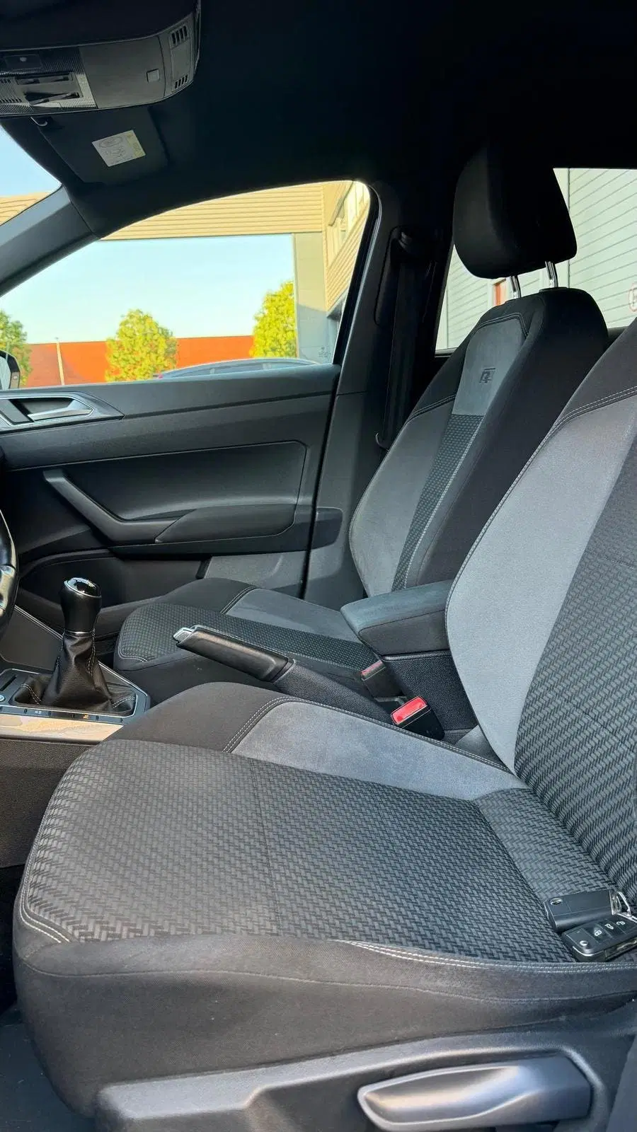Volkswagen Polo 1.0 TSI 3x R-line -Key less uit 2019, foto 9