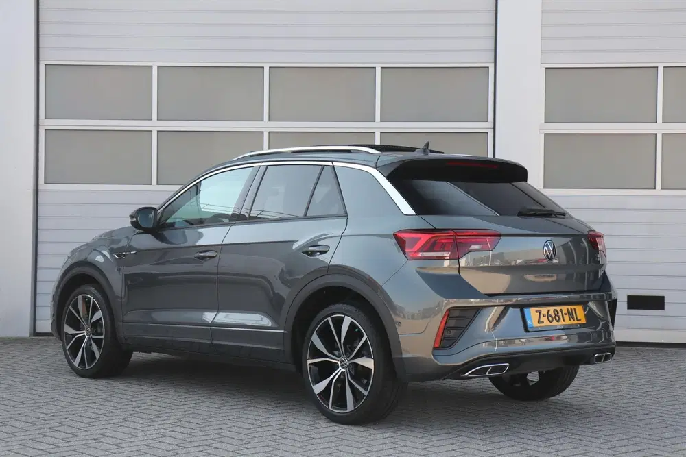Volkswagen T-Roc 1.5 TSI 150pk DSG R-Line Business uit 2023, foto 11