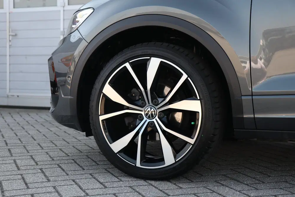 Volkswagen T-Roc 1.5 TSI 150pk DSG R-Line Business uit 2023, foto 13