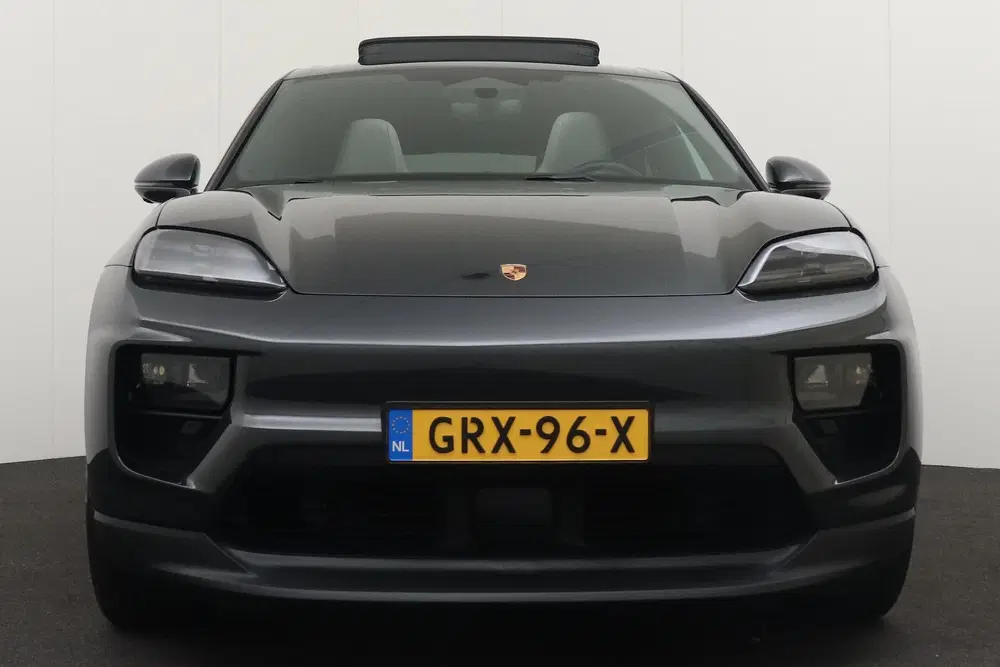 Porsche Macan 4 100 kWh (98%SOH) Pano Trekhaak SportChro uit 2024, foto 4