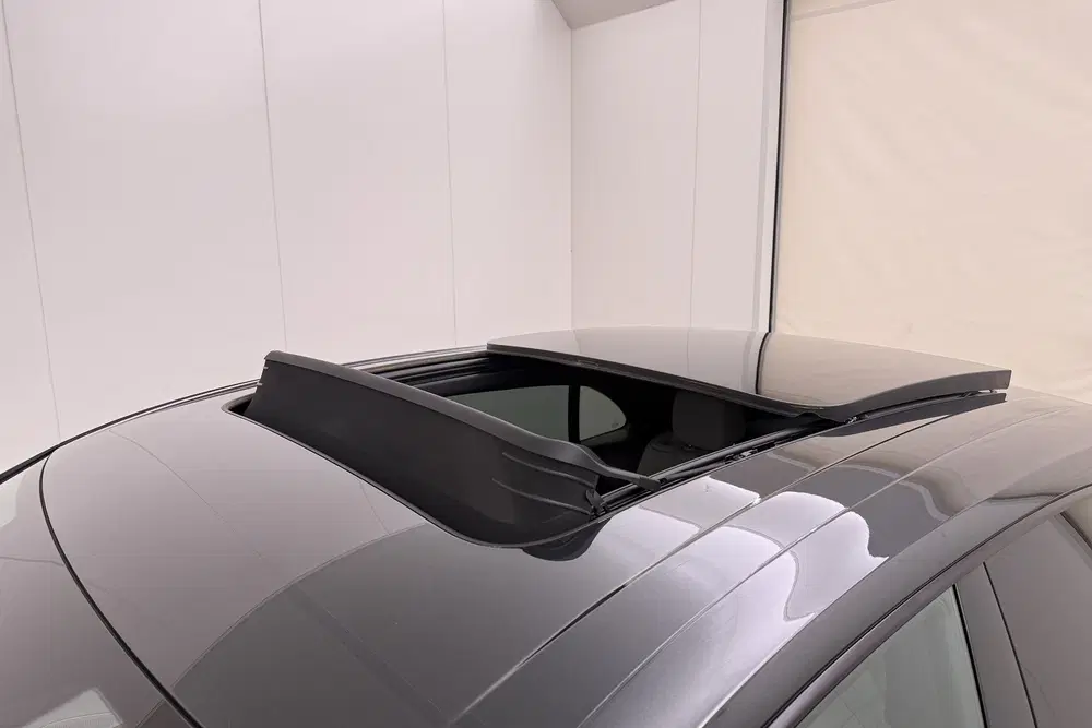 Porsche Macan 4 100 kWh (98%SOH) Pano Trekhaak SportChro uit 2024, foto 9