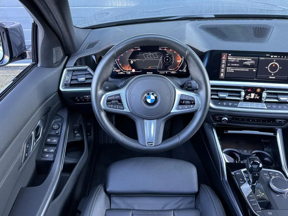 BMW 3-serie 320i HIGH EXECUTIVE EDITION I SPORTLINE uit 2021, foto 5