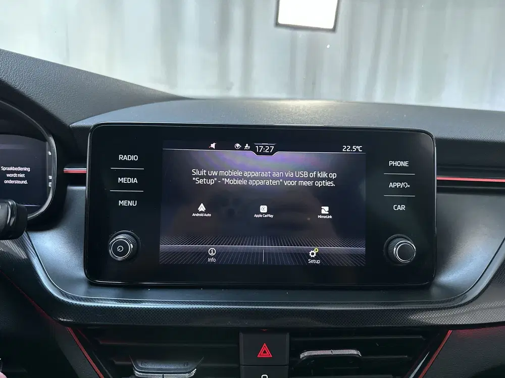 Skoda Kamiq 1.0 TSI Sport Business Virtual Cockpit Tre uit 2022, foto 11