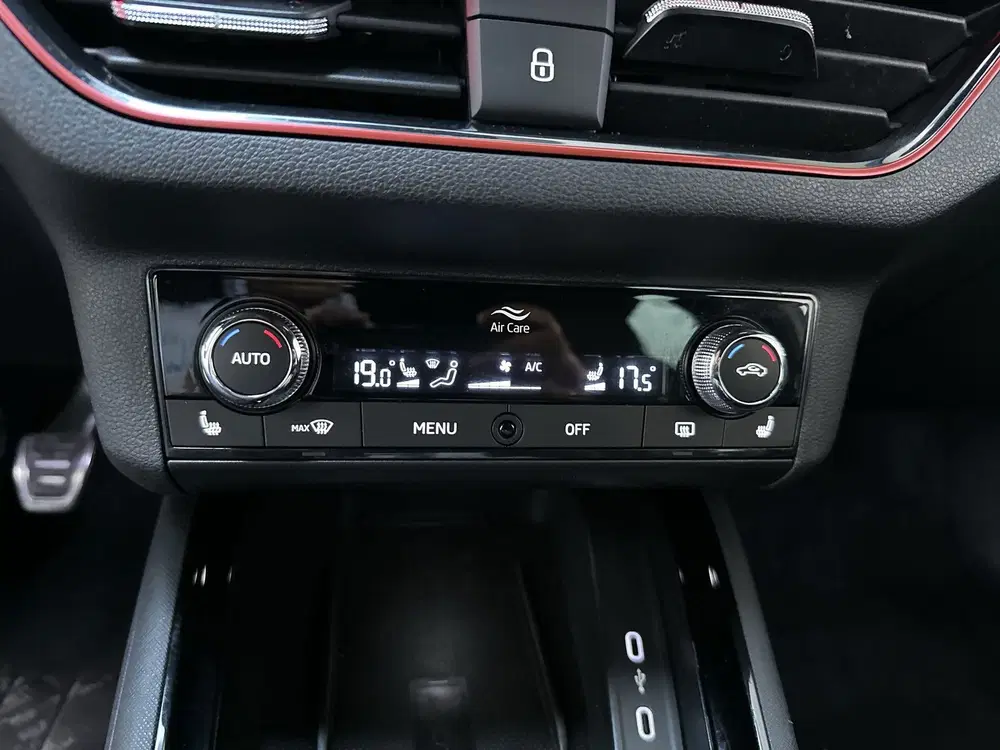 Skoda Kamiq 1.0 TSI Sport Business Virtual Cockpit Tre uit 2022, foto 13