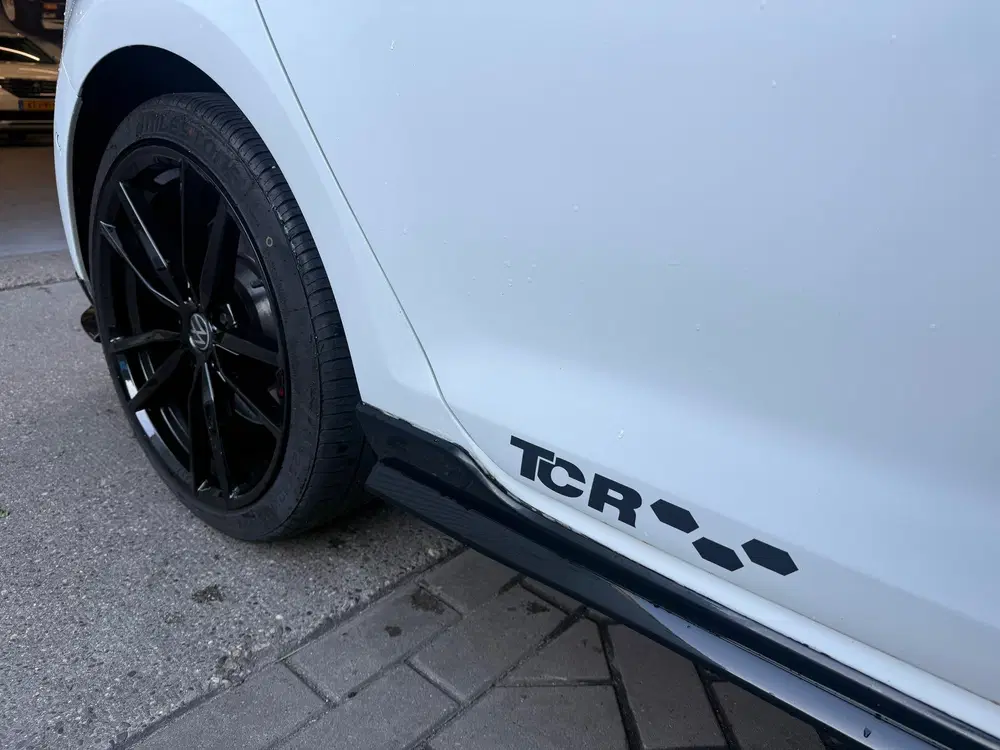 Volkswagen Golf 2.0 TSI GTI TCR Sterhemel Pano Acc Keyless uit 2019, foto 15