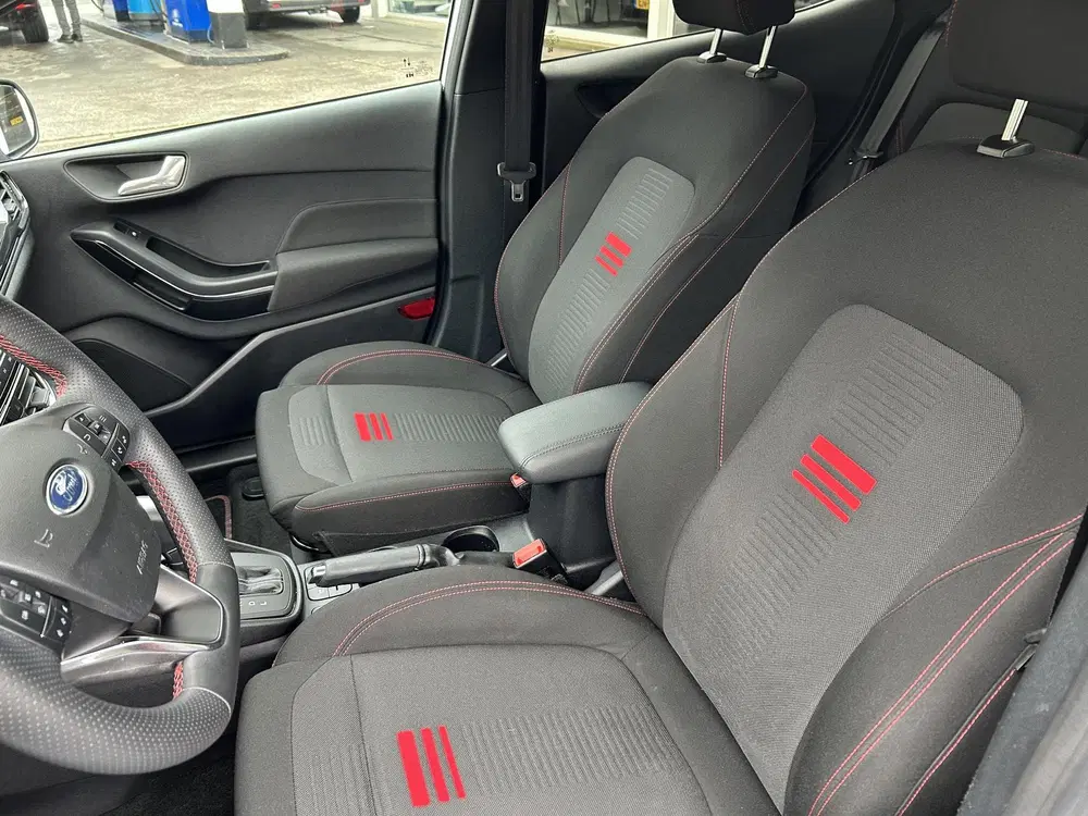 Ford Fiesta 1.0 EcoBoost Hybrid ST-Line uit 2022, foto 12