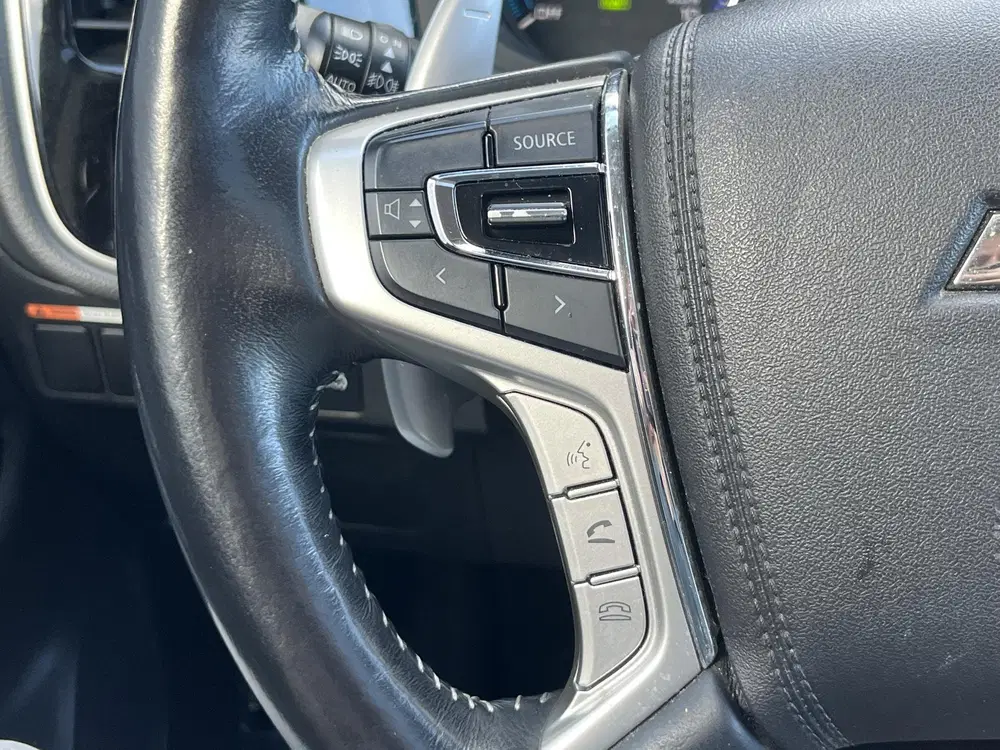 Mitsubishi Outlander 2.4 PHEV Intense+ 100% dealer onderhoud uit 2019, foto 11