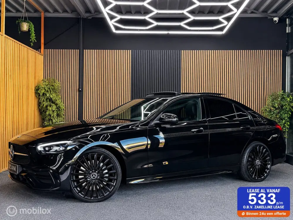 Mercedes-Benz C-Klasse Mercedes C-klasse 300 e AMG Line uit 2023