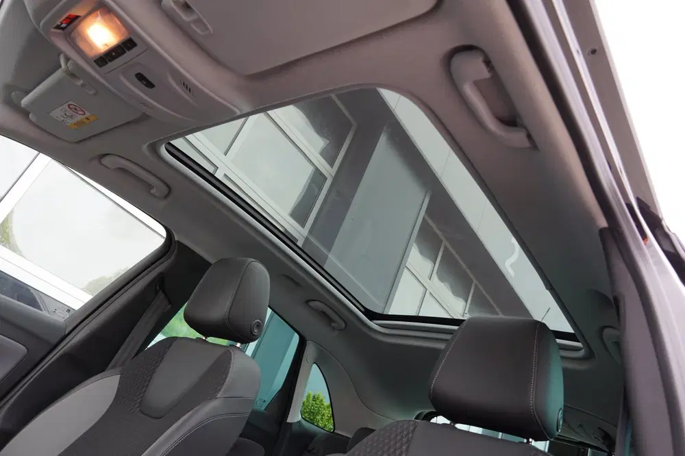Opel Crossland 1.2 Turbo Automaat Pano uit 2019, foto 11