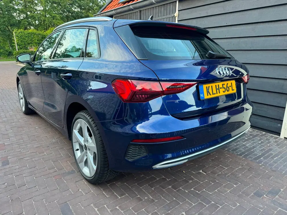 Audi A3 40 TFSI e Advanced edition uit 2024, foto 4