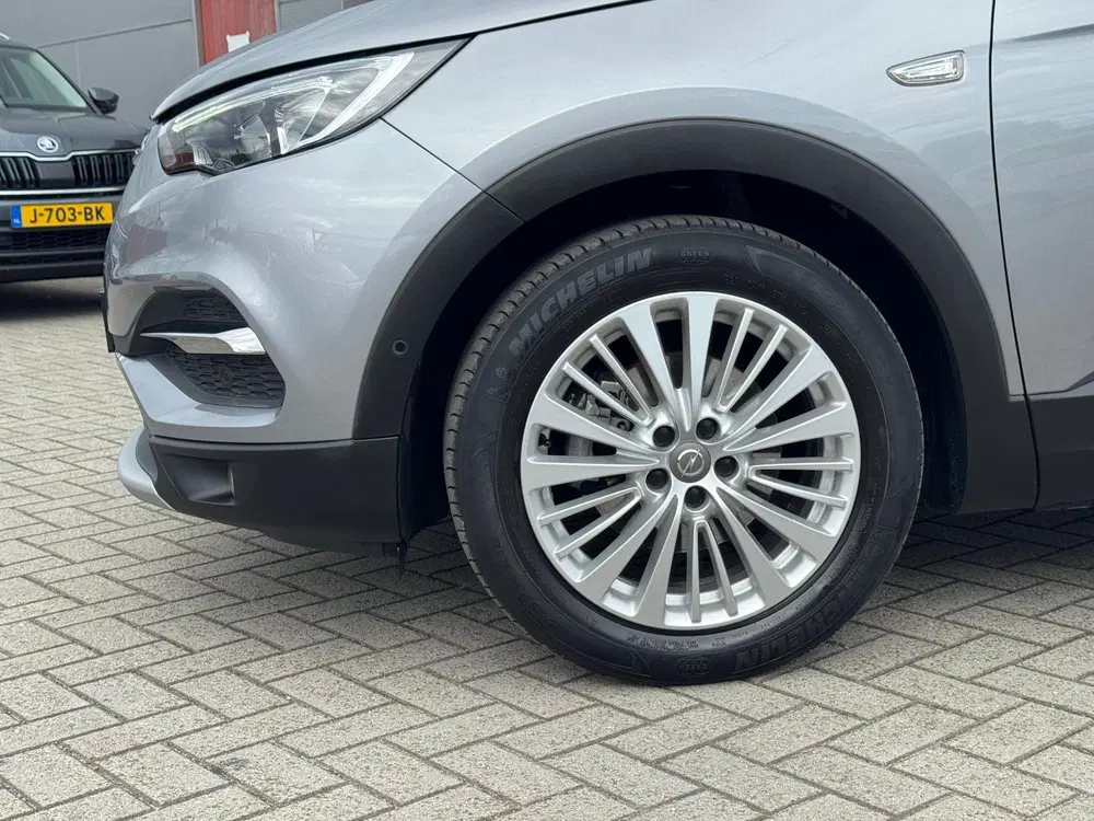 Opel Grandland 1.2 Turbo Innovation NL-AUTO uit 2019, foto 12