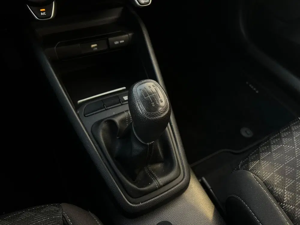 Kia Rio 1.0 T-GDi MHEV ComfortLine NL-AUTO uit 2022, foto 12