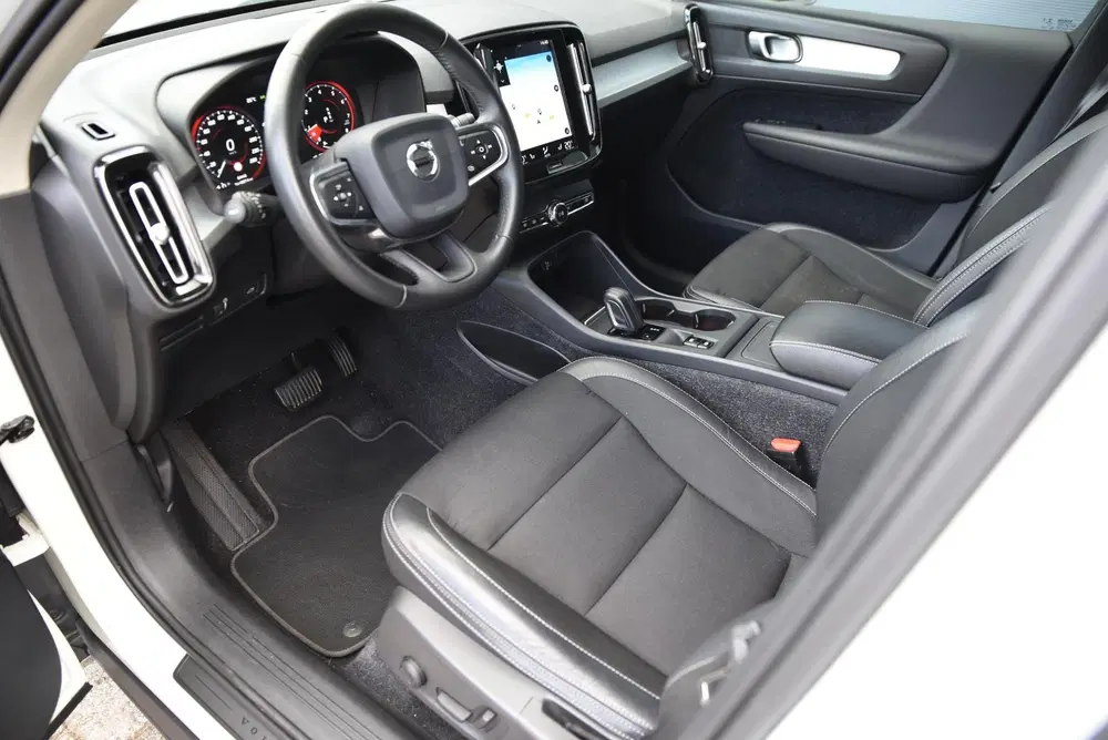 Volvo XC40 2.0 T4 Inscription 360Graden Camera uit 2019, foto 2