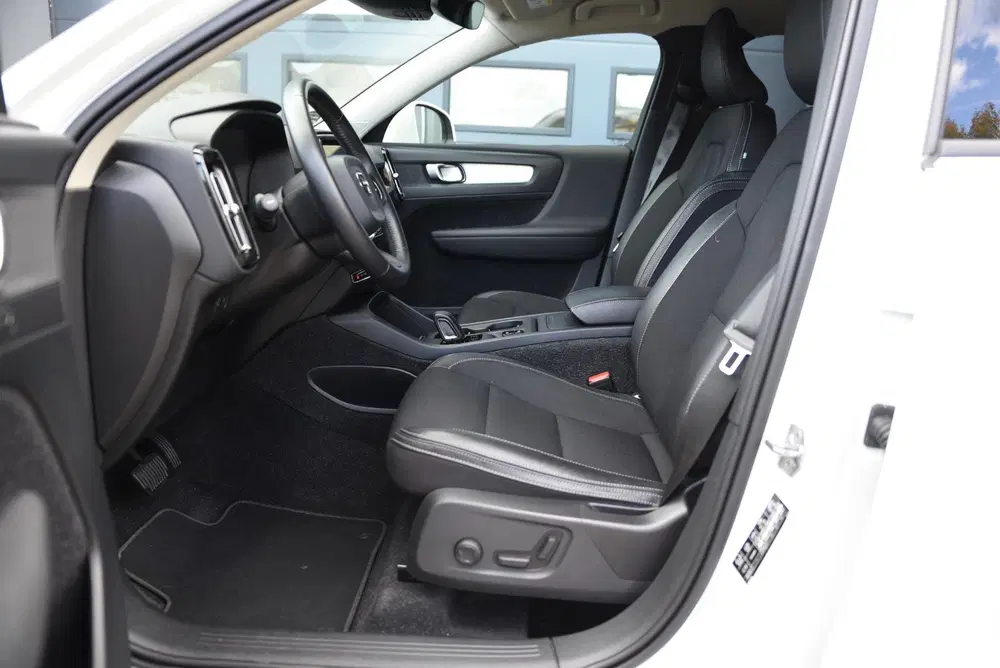 Volvo XC40 2.0 T4 Inscription 360Graden Camera uit 2019, foto 4