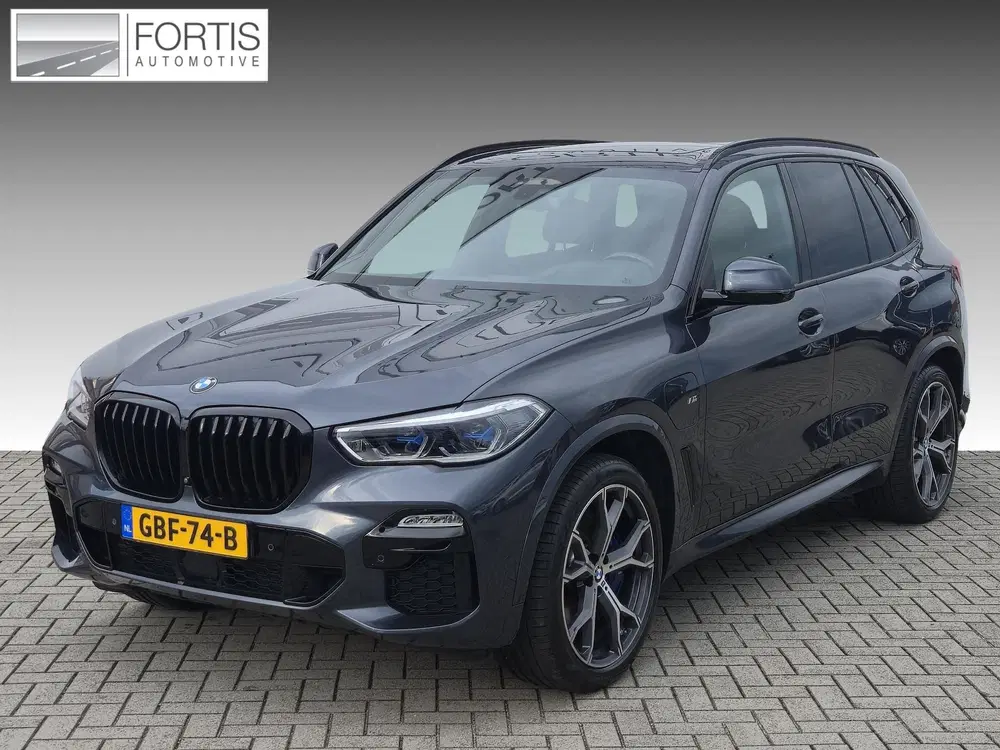 BMW X5 xDrive45e High Executive uit 2021