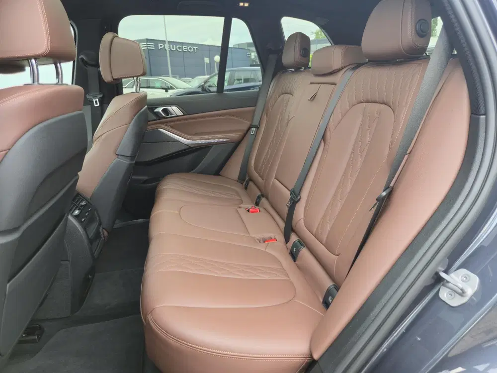 BMW X5 xDrive45e High Executive uit 2021, foto 14