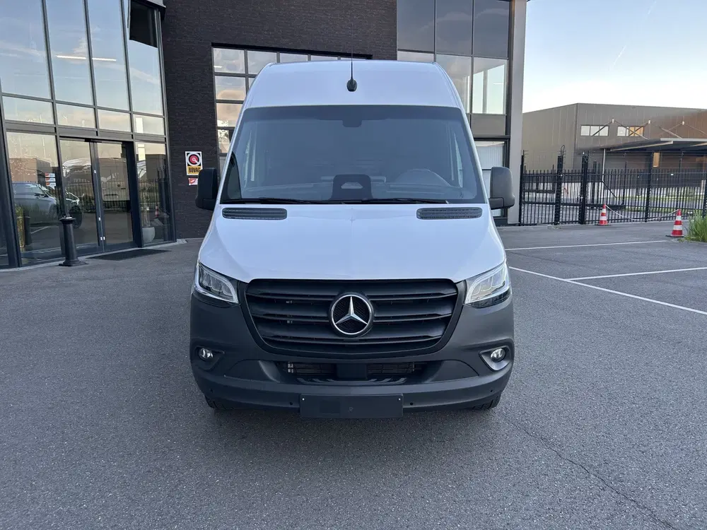 Mercedes-Benz Sprinter 317 CDI L2 H2 Pro LED uit 2024, foto 2