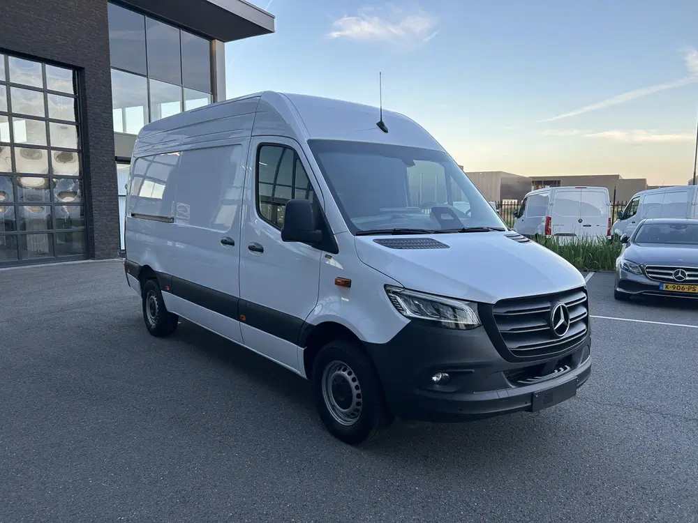 Mercedes-Benz Sprinter 317 CDI L2 H2 Pro LED uit 2024, foto 3