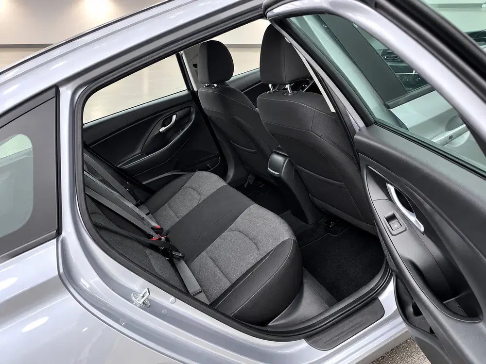 Hyundai i30 1.0 T-GDi MHEV Comfort Smart uit 2022, foto 11