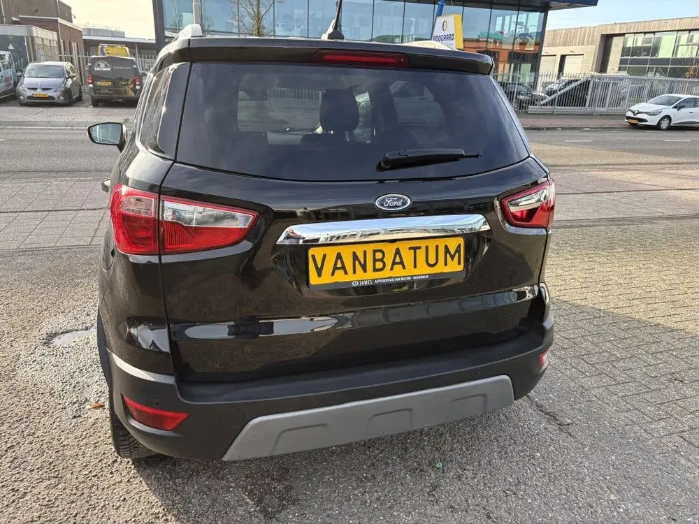 Ford EcoSport 1.0 EcoBoost Titanium (bj 2022) uit 2022, foto 5