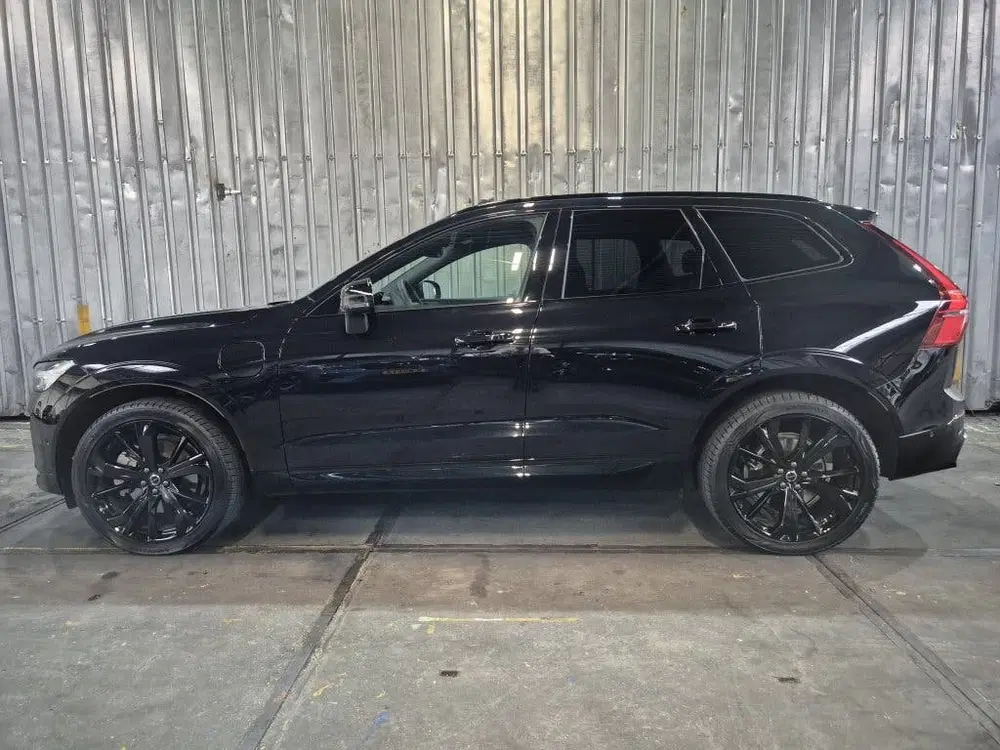 Volvo XC60 T6 350PK AWD Plus Black Edition uit 2026, foto 6