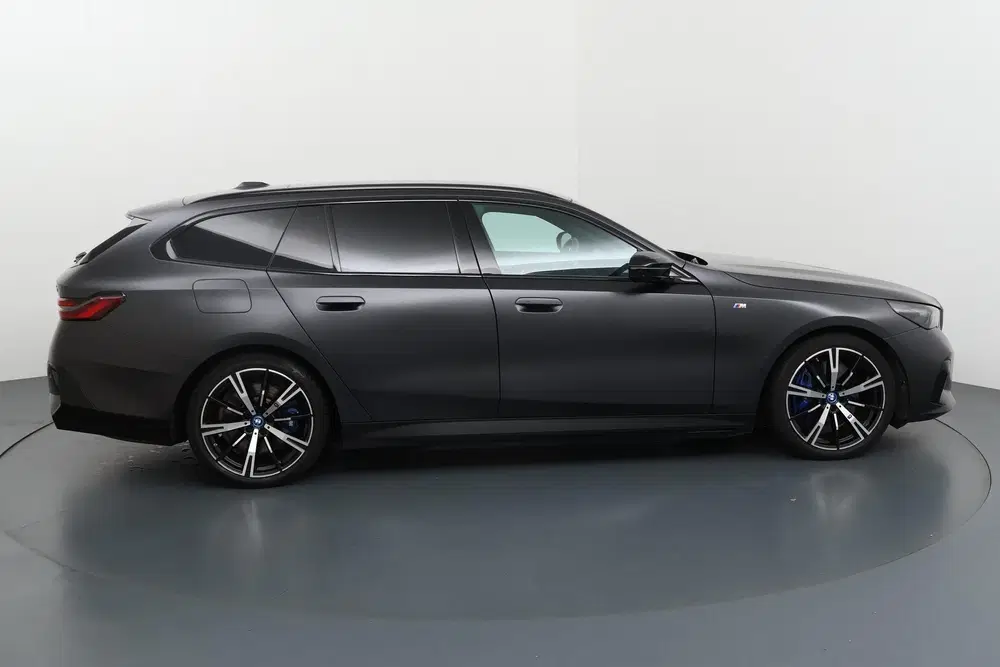 BMW i5 M60 xDrive 84 kWh Elektrische topper met v uit 2024, foto 12