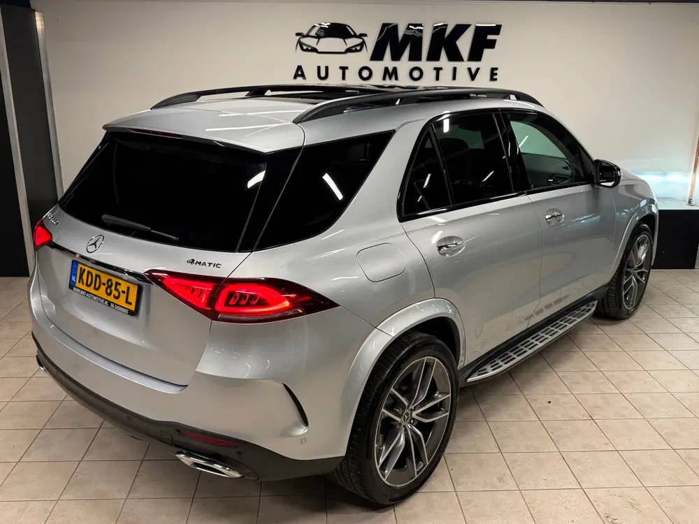 Mercedes-Benz GLE 400D 4MATIC AMG uit 2021, foto 4