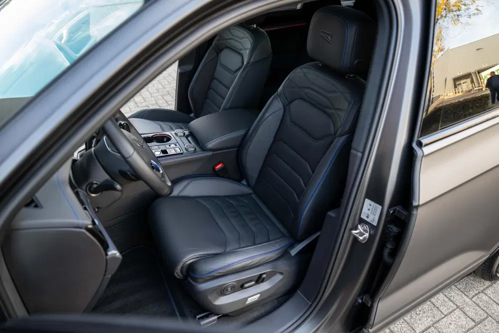 Volkswagen Touareg 3.0 TSI eHybrid R 4M Puglia MATLAK DynAud uit 2024, foto 15