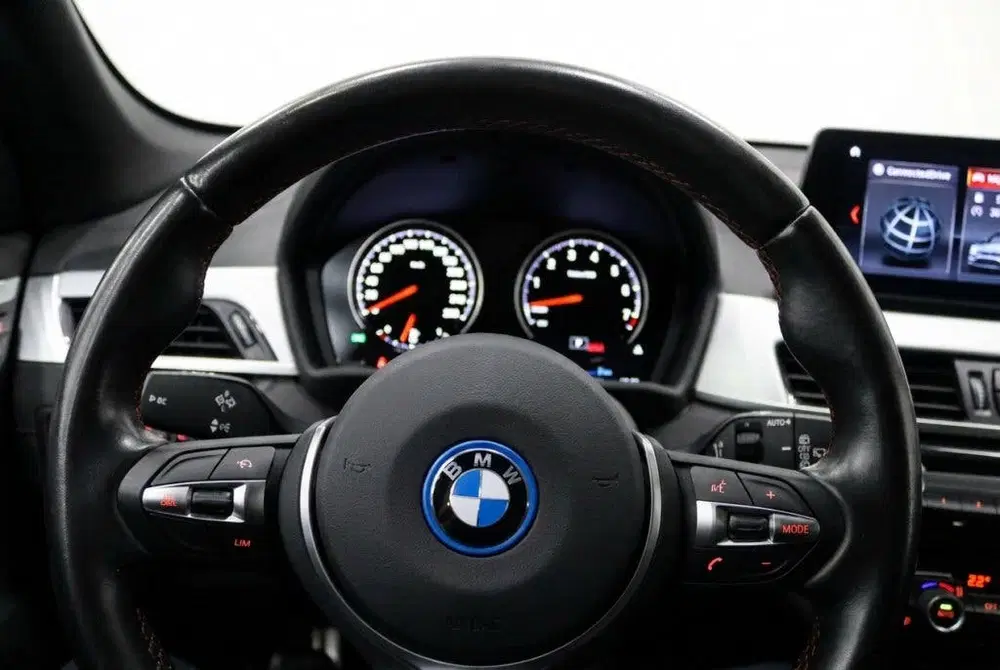 BMW X1 xDrive25e M Sport 220PK uit 2022, foto 14