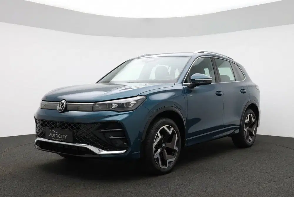 Volkswagen Tiguan 1.5 TSI eHybrid PHEV R-Line Pano l Leder l uit 2025