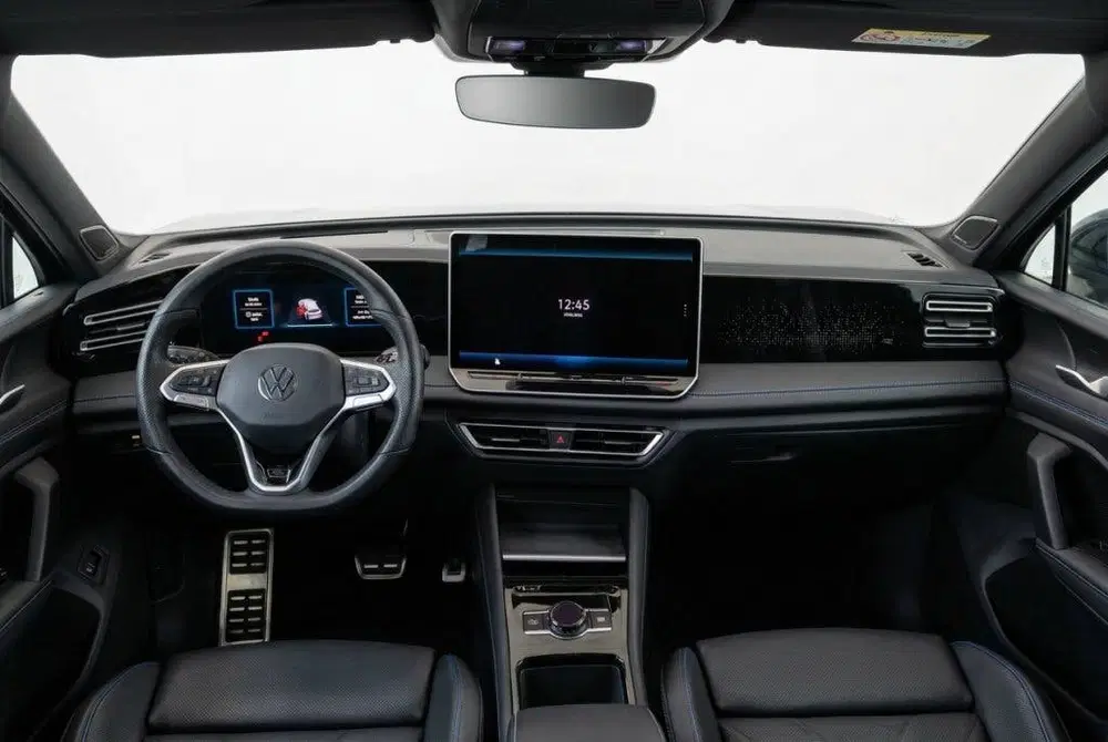 Volkswagen Tiguan 1.5 TSI eHybrid PHEV R-Line Pano l Leder l uit 2025, foto 14