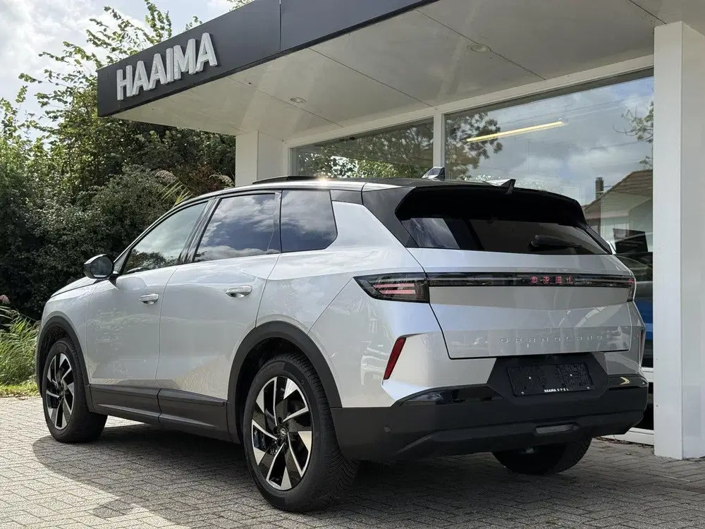 Opel Grandland 1.2 Turbo Hybrid GS uit 2025, foto 3
