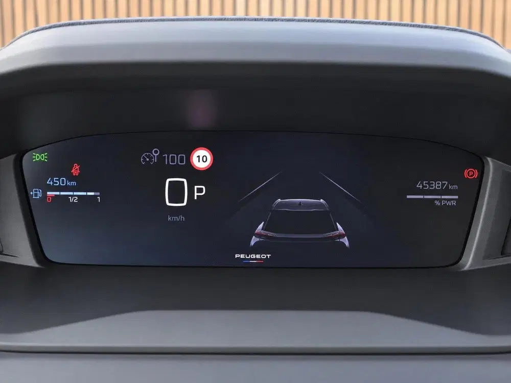 Peugeot 2008 1.2 Hybrid 145 Allure uit 2025, foto 15