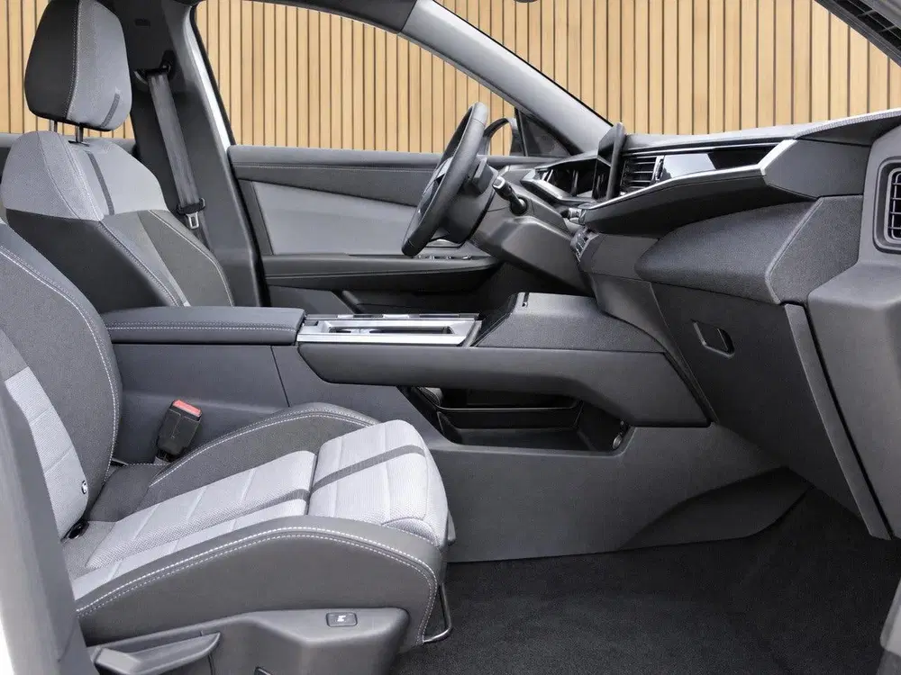 Opel Grandland 1.2 Turbo Hybrid GS Automaat uit 2025, foto 8