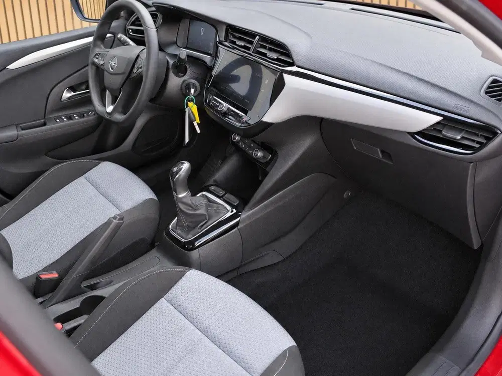 Opel Corsa 1.2 Edition uit 2024, foto 3