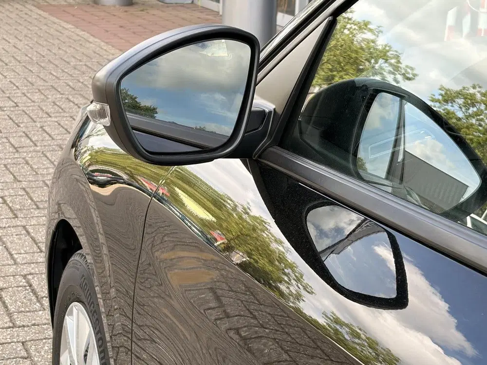 Peugeot 208 1.2 PureTech Like (bj 2021) uit 2021, foto 15