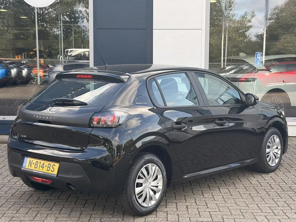 Peugeot 208 1.2 PureTech Like (bj 2021) uit 2021, foto 9