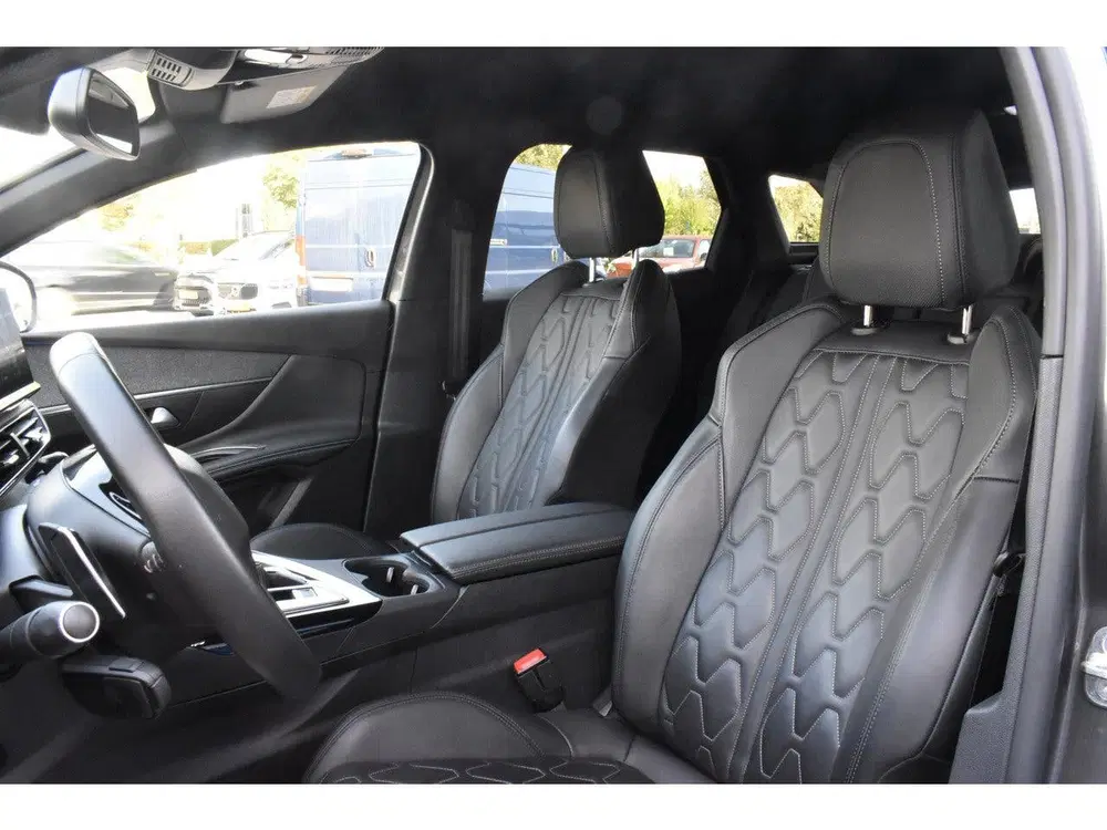 Peugeot 3008 Hybrid 136 Automaat Allure Pack Business uit 2024, foto 2