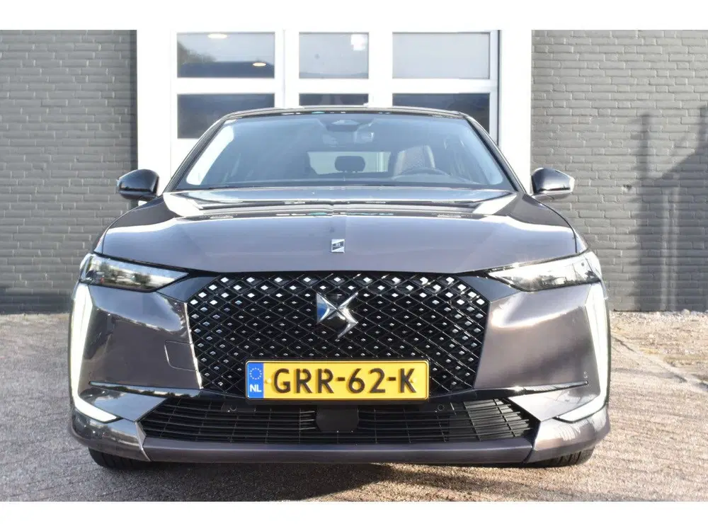 DS Automobiles DS 4 DS DS 4 1.6 E-Tense 225 EAT8 Pallas uit 2024, foto 4
