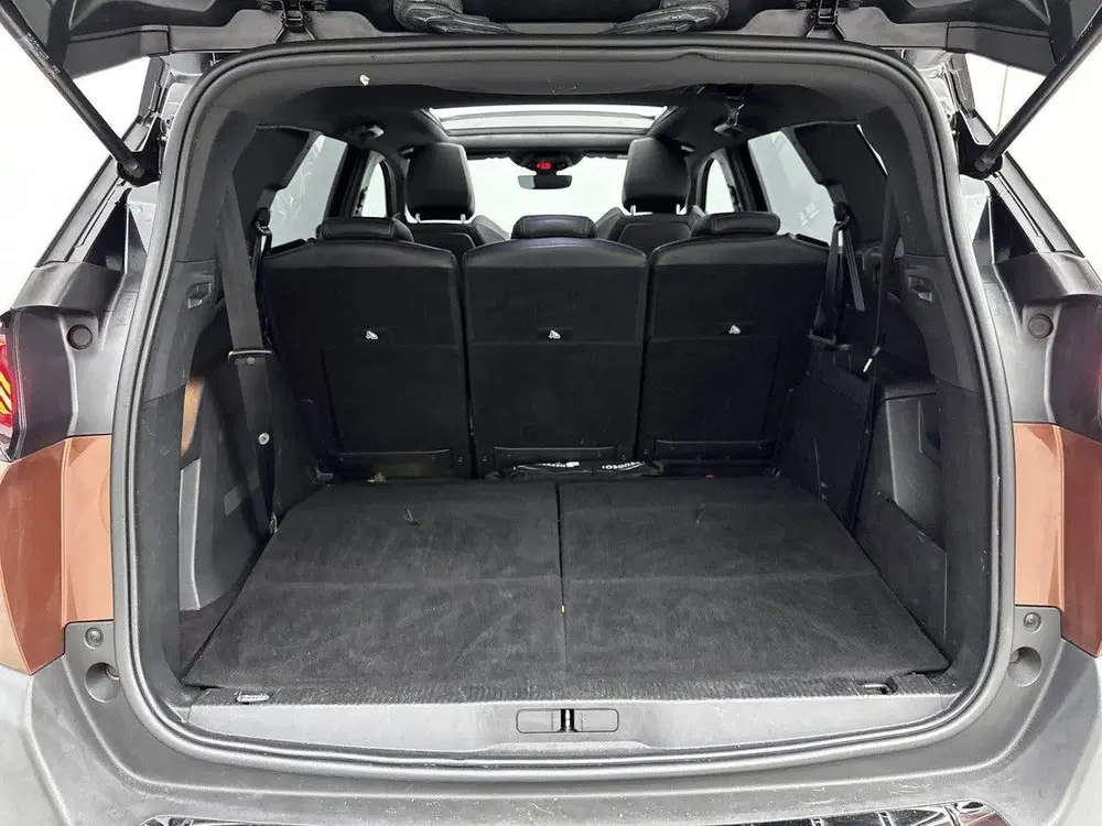 Peugeot 5008 130pk GT uit 2021, foto 15
