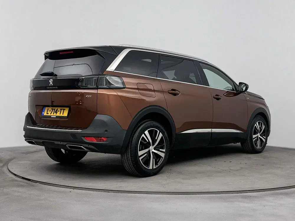 Peugeot 5008 130pk GT uit 2021, foto 5