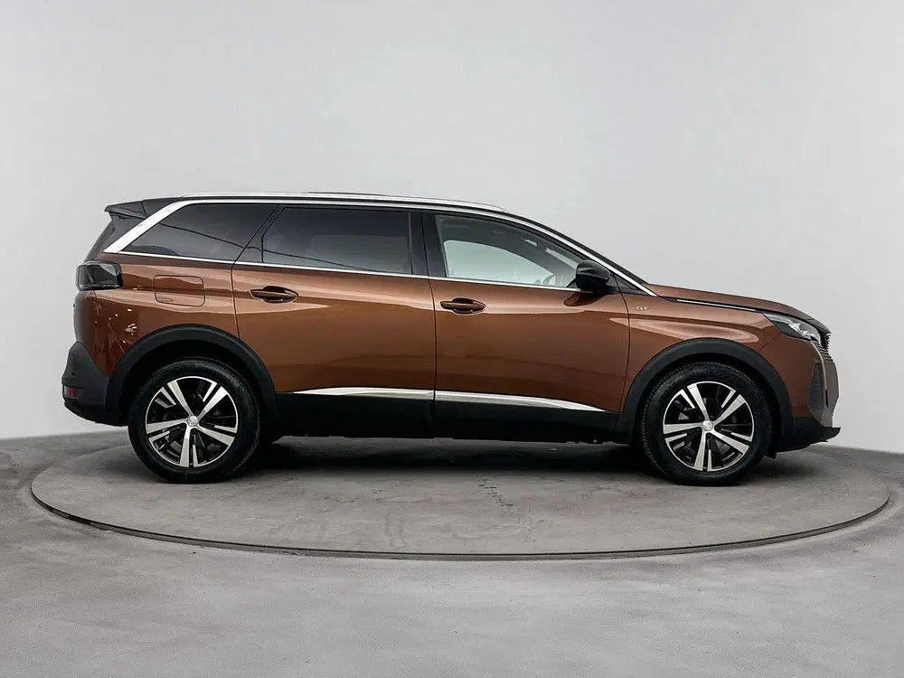 Peugeot 5008 130pk GT uit 2021, foto 6