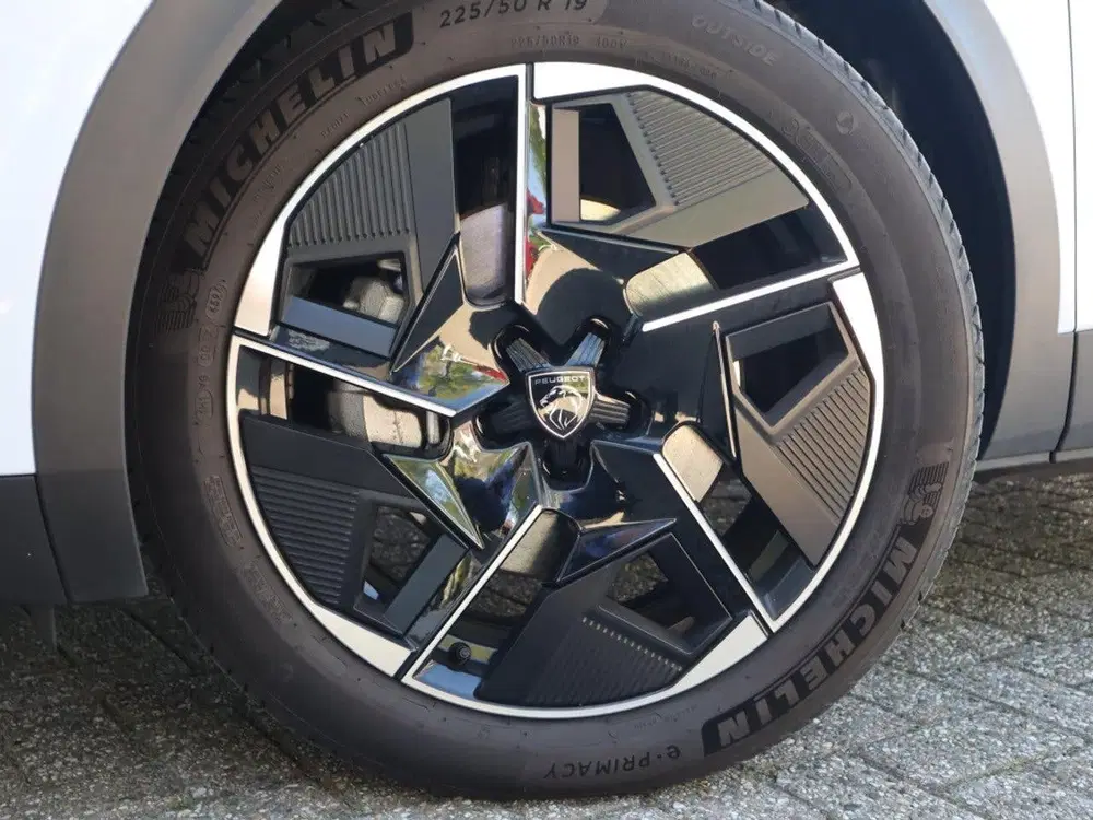 Peugeot 408 E-408 GT Avantage EV 58kWh 210pk Automaat uit 2025, foto 11